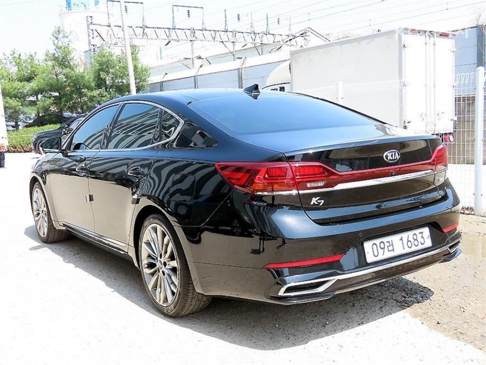 2020 - kia k7