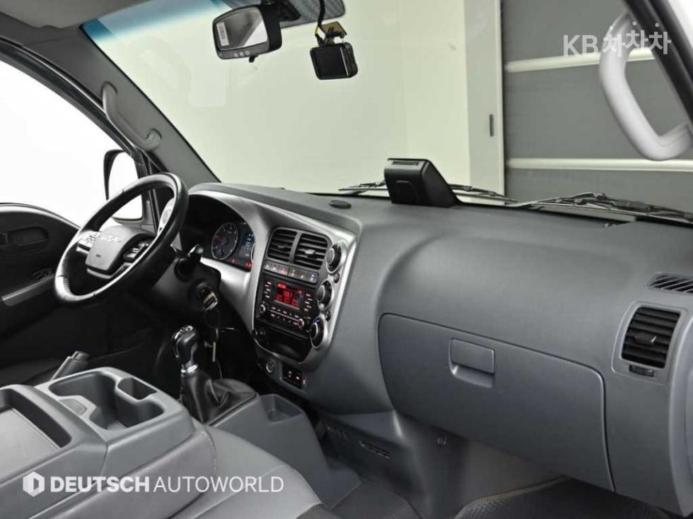 2023 - kia bongo iii