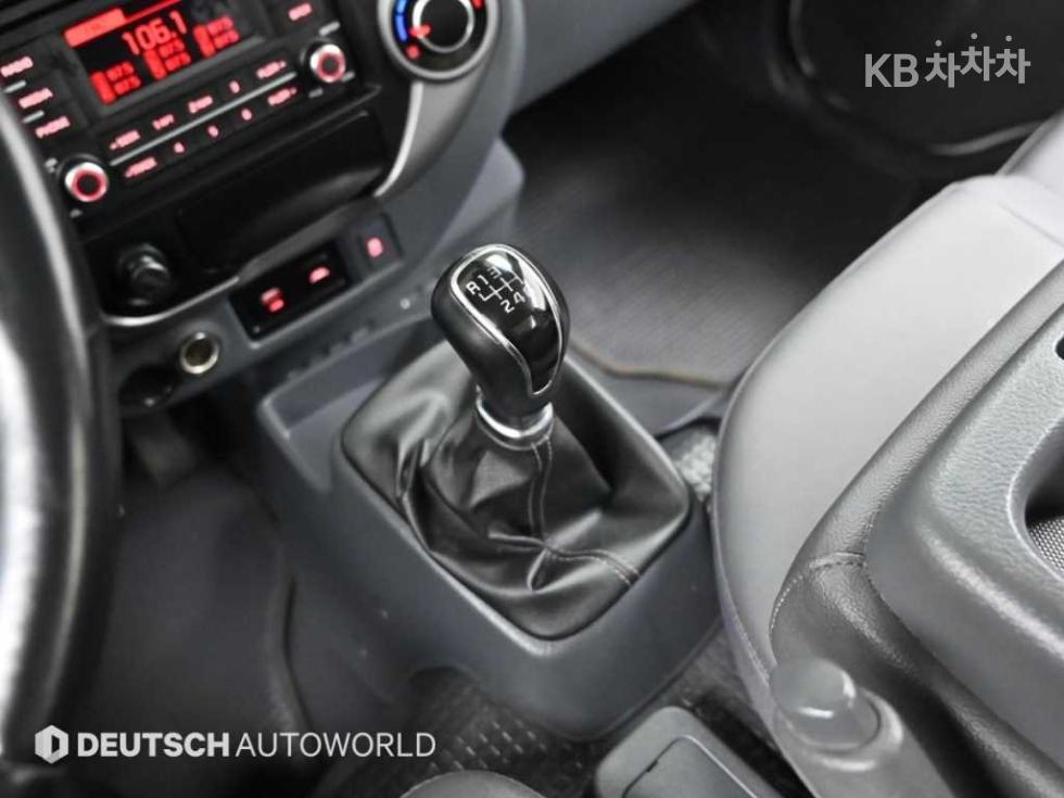 2023 - kia bongo iii