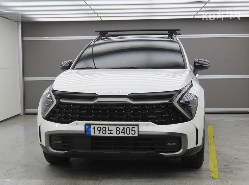2022 - kia sportage