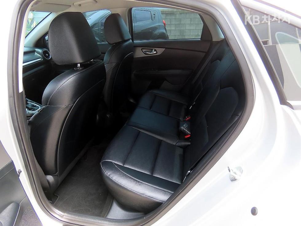 2019 - kia k3