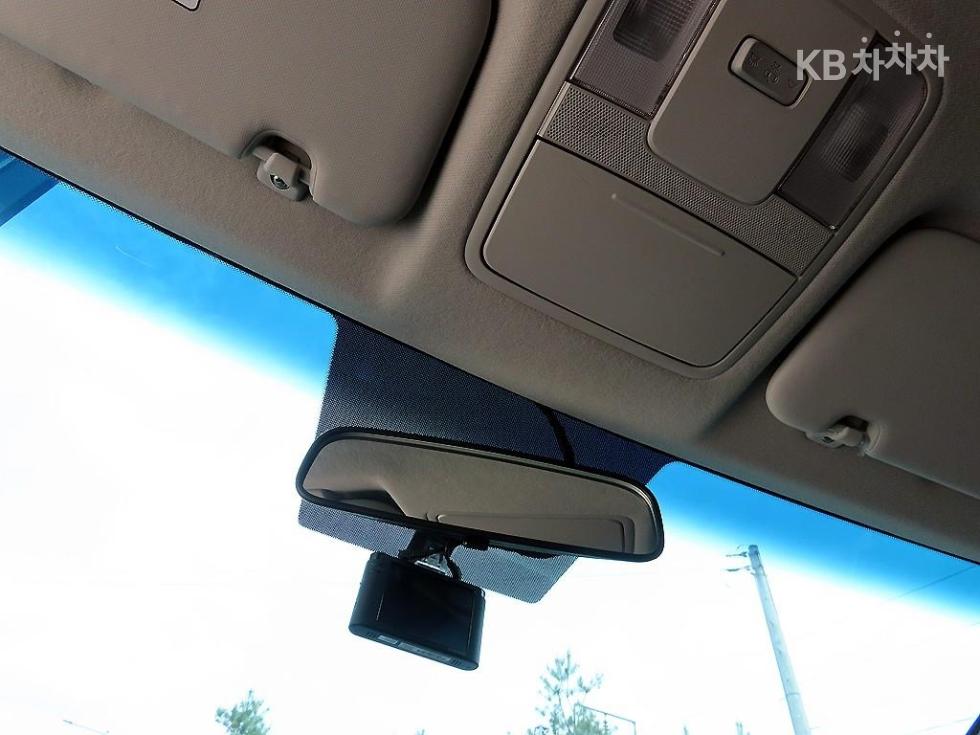 2019 - kia k3