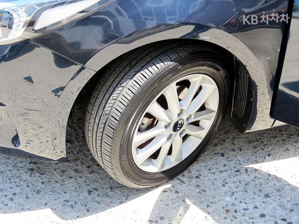 2017 - kia k3