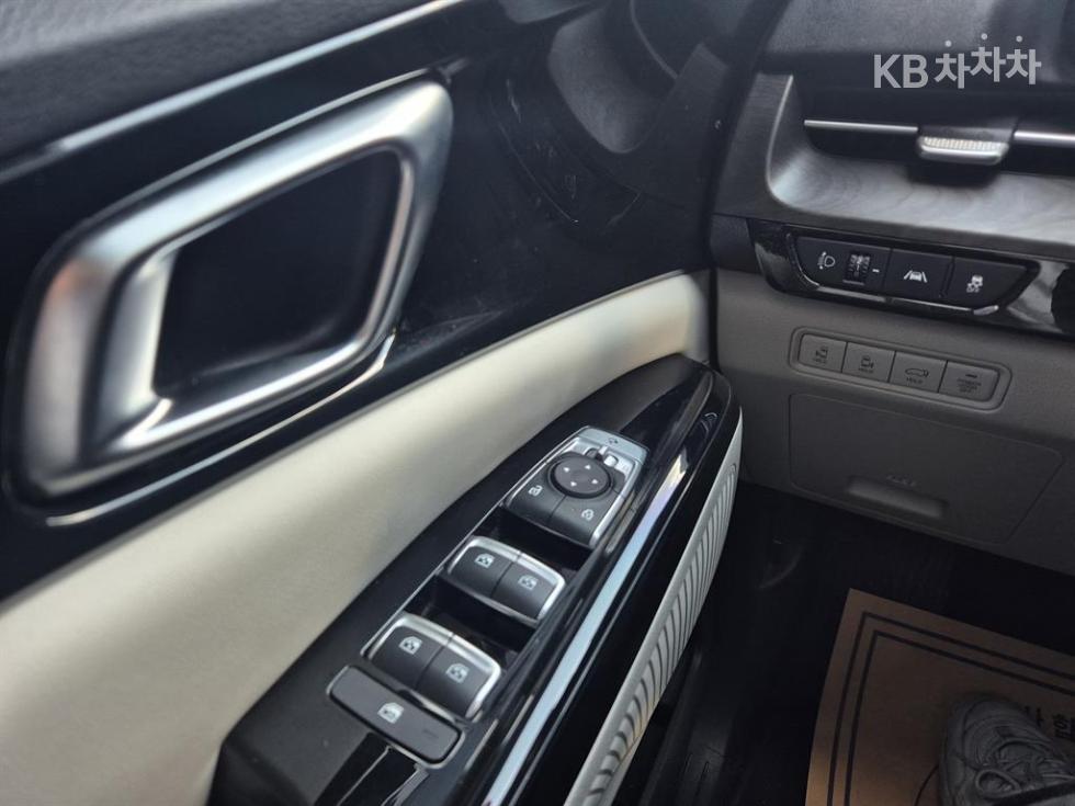 2021 - kia carnival