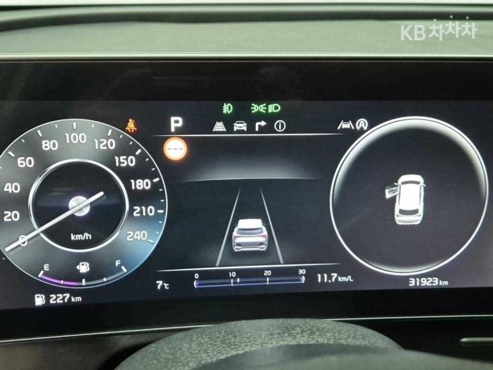 2023 - kia sportage