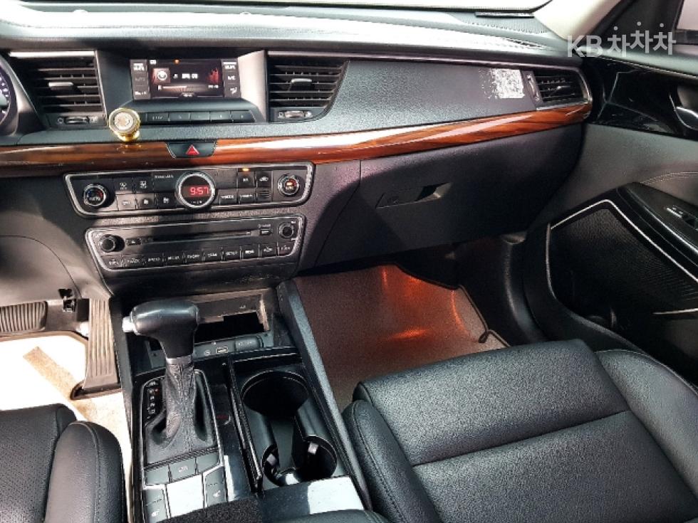 2016 - kia k7