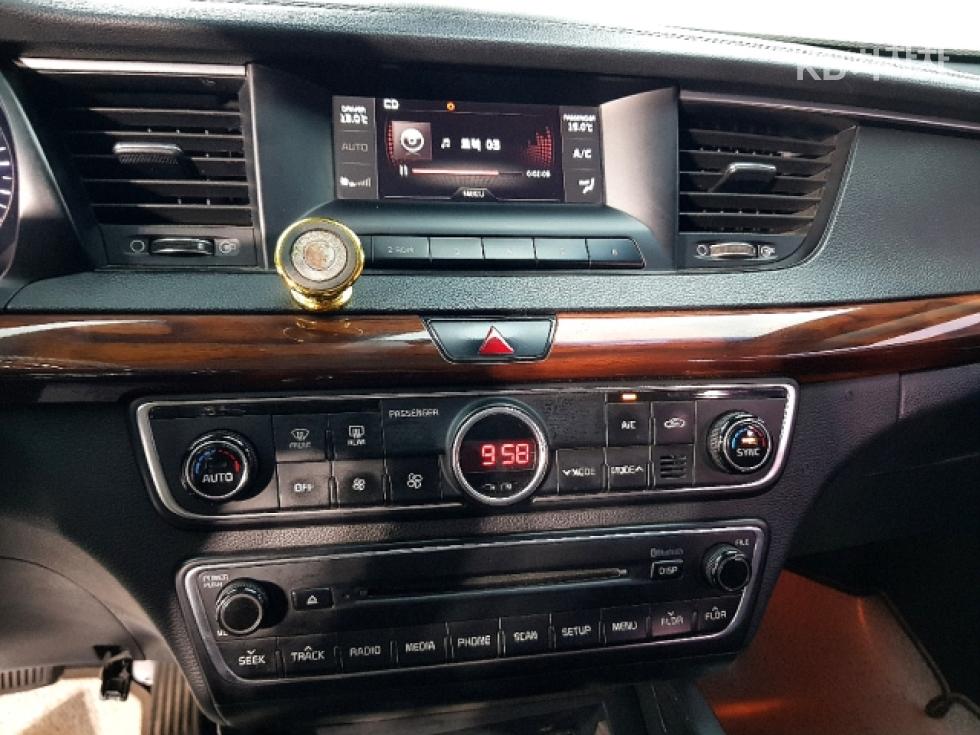 2016 - kia k7