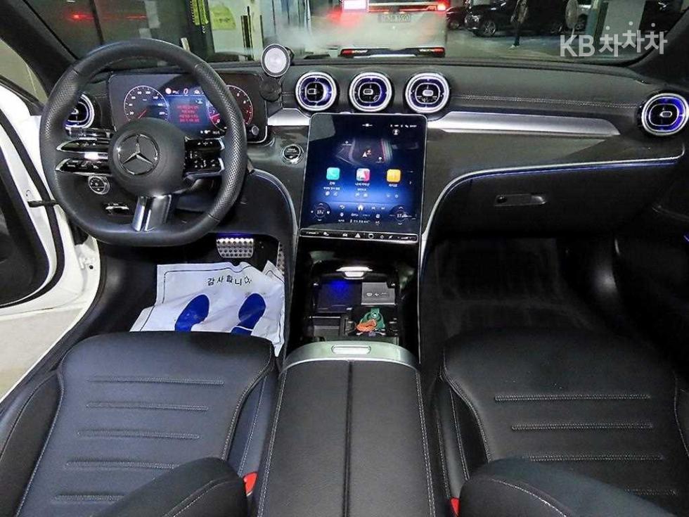 2025 - mercedes-benz c-class