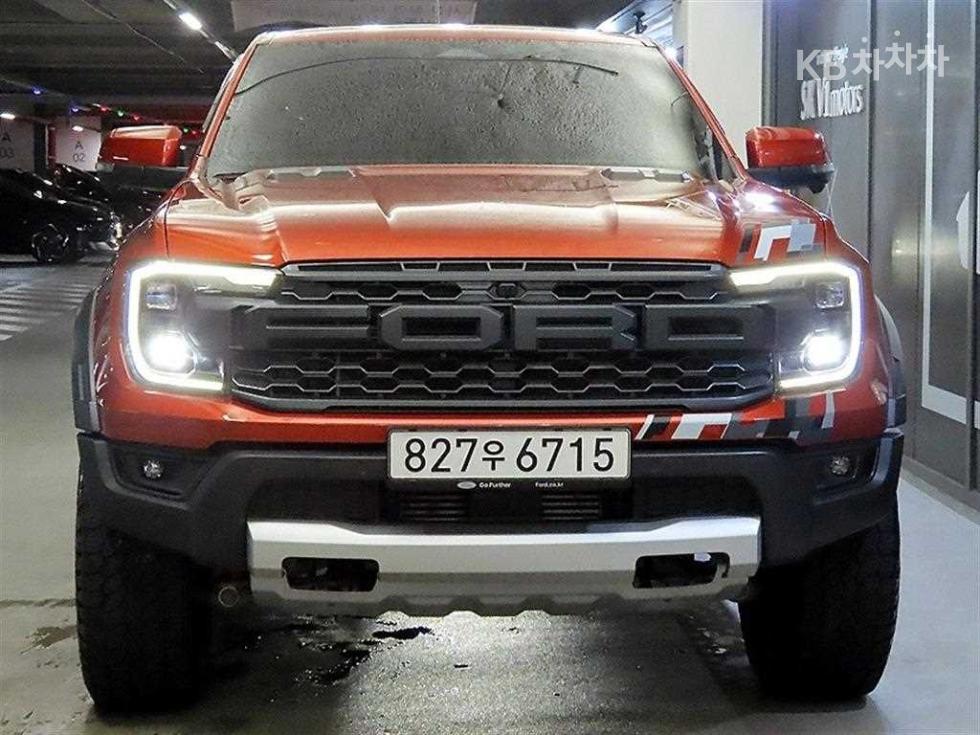 2023 Ford 4 photo