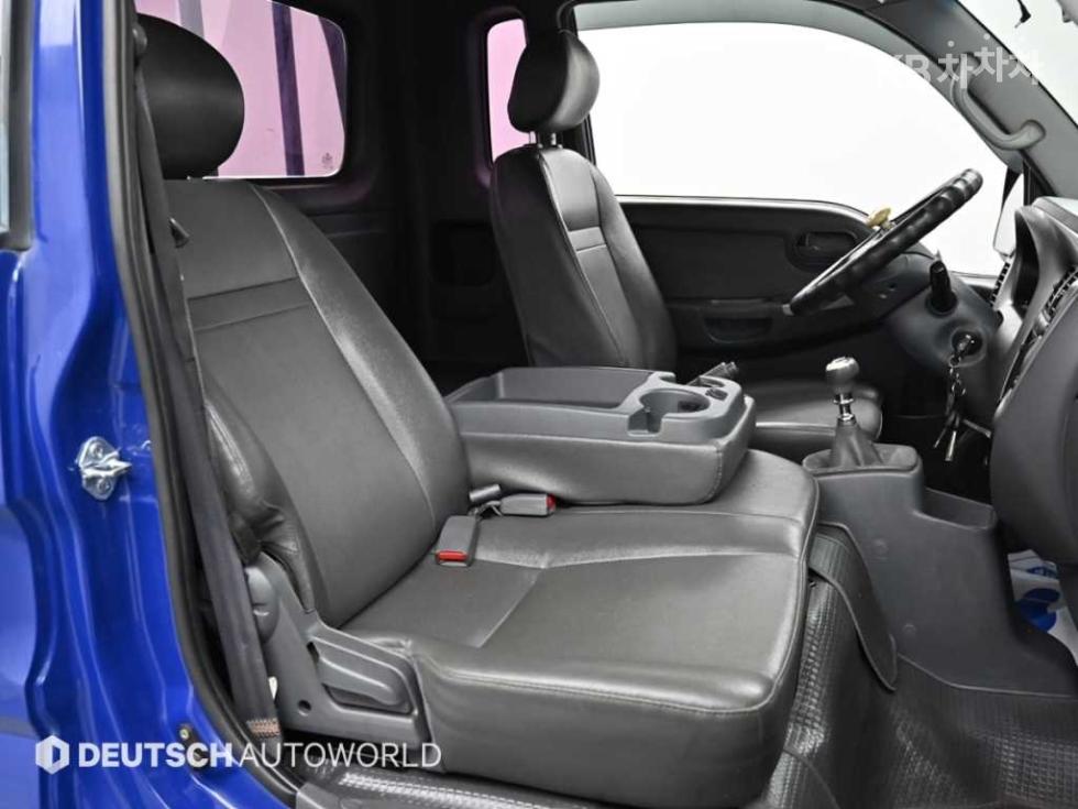 2013 - kia bongo iii