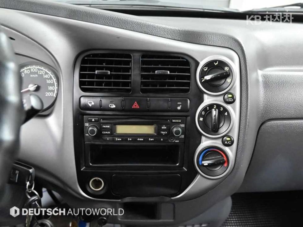 2013 - kia bongo iii