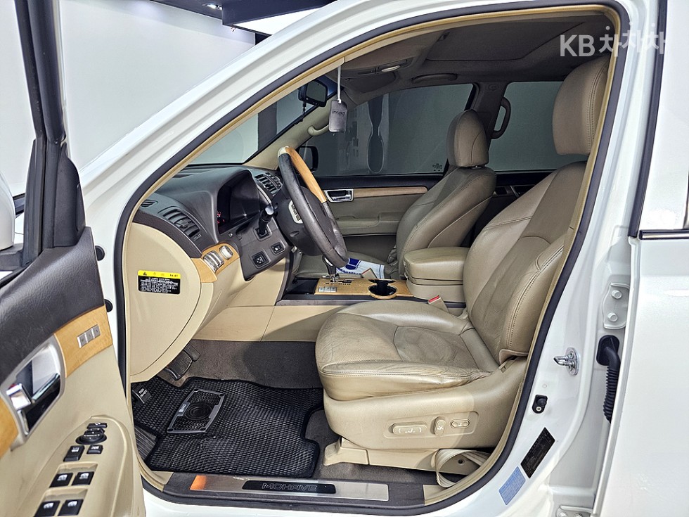 2012 - kia mohave