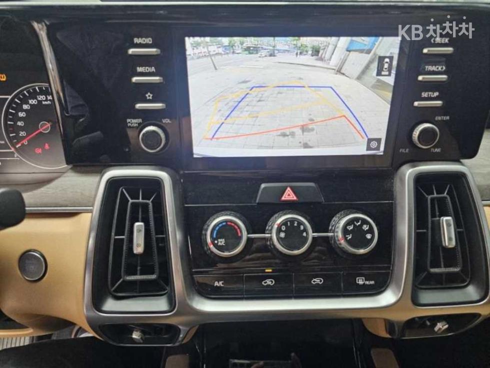 2021 - kia sorento