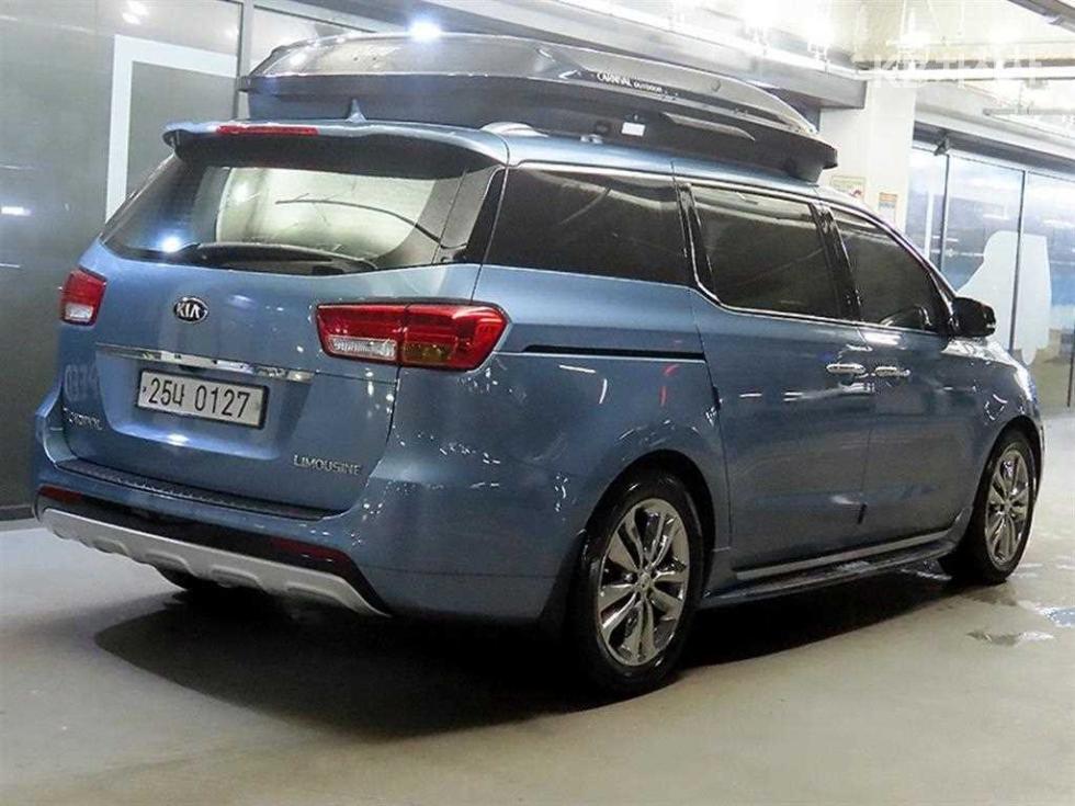 2016 - kia carnival
