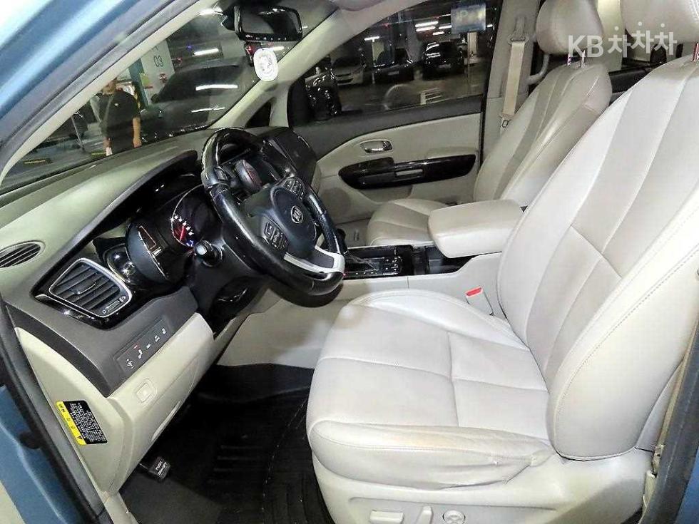 2016 - kia carnival