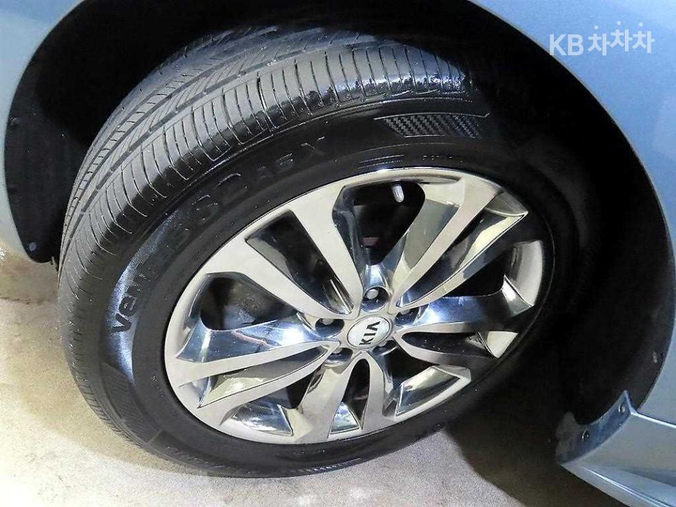 2016 - kia carnival