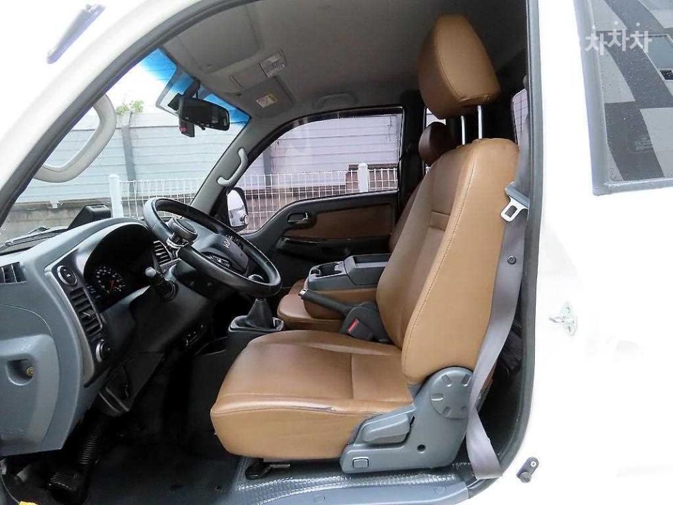 2022 - kia bongo iii
