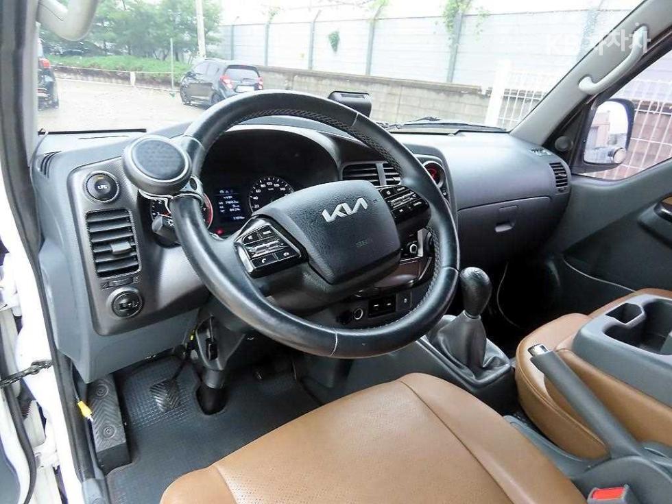 2022 - kia bongo iii