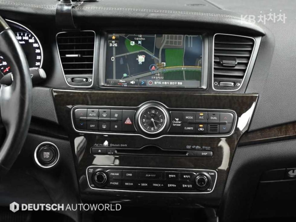 2014 - kia k7