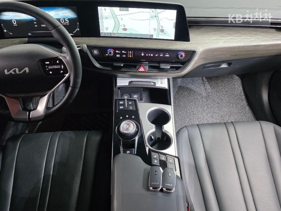Kia K8 — miniaturë 11