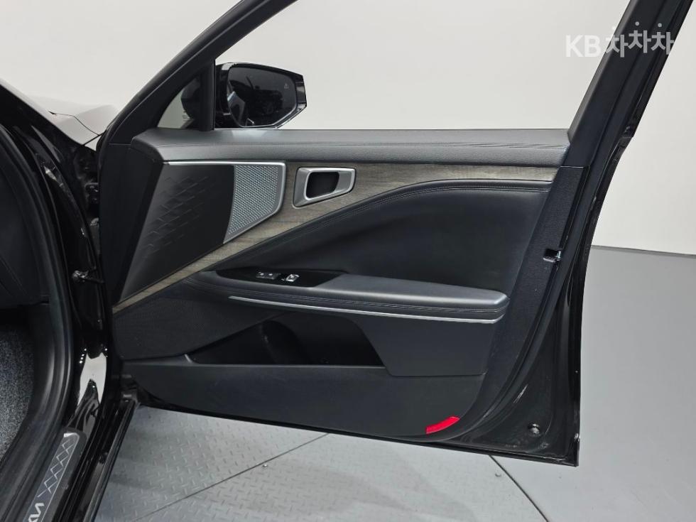 Kia K8 — miniaturë 14