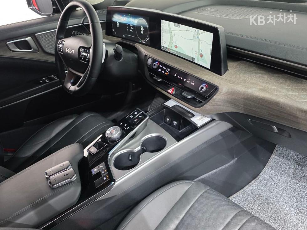 Kia K8 — miniaturë 17