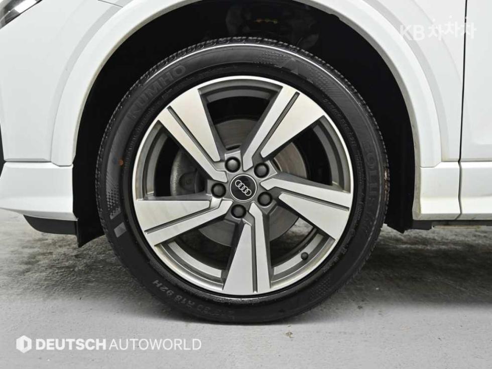 2023 - audi q2
