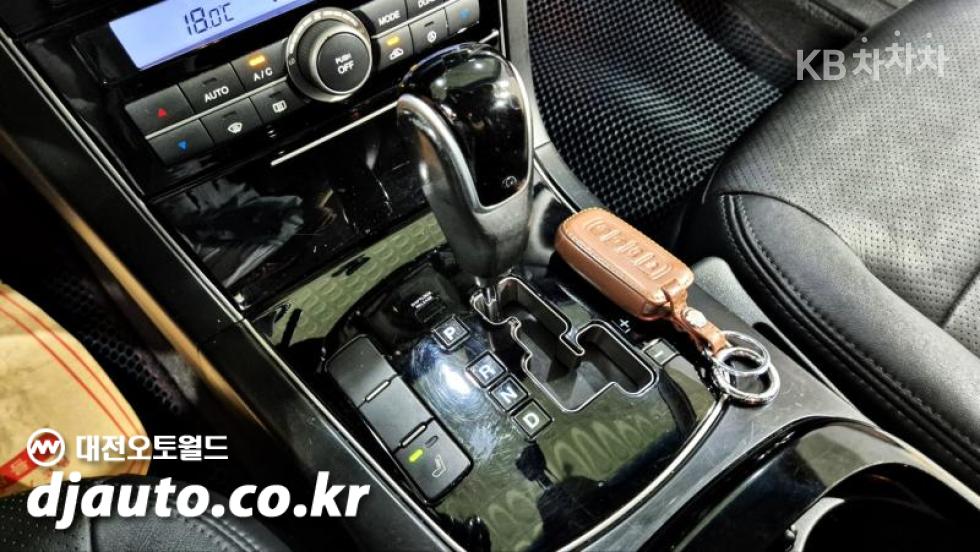 2011 - kia opirus