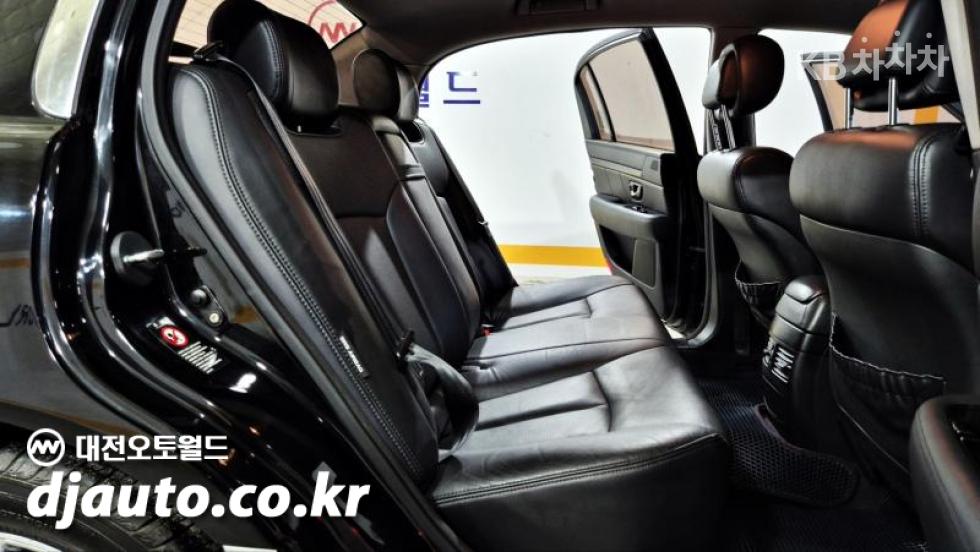 2011 - kia opirus