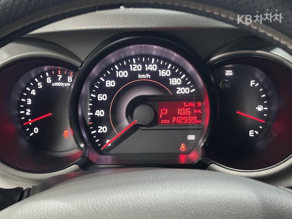 2012 - kia ray