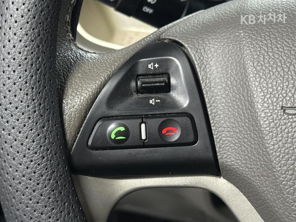 2012 - kia ray