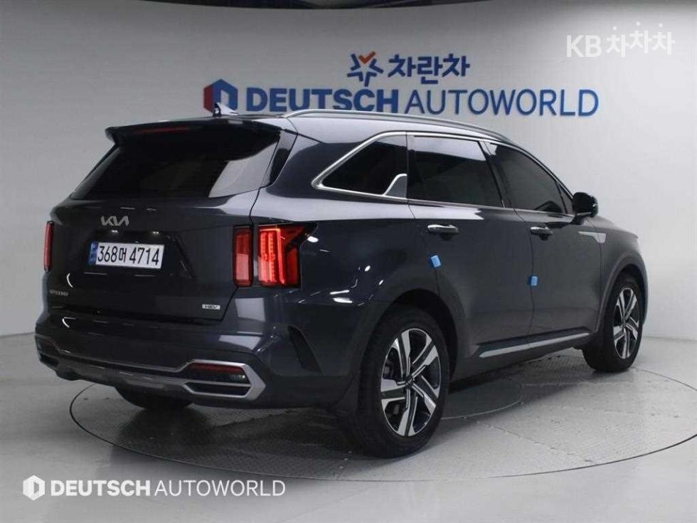 2023 - kia sorento