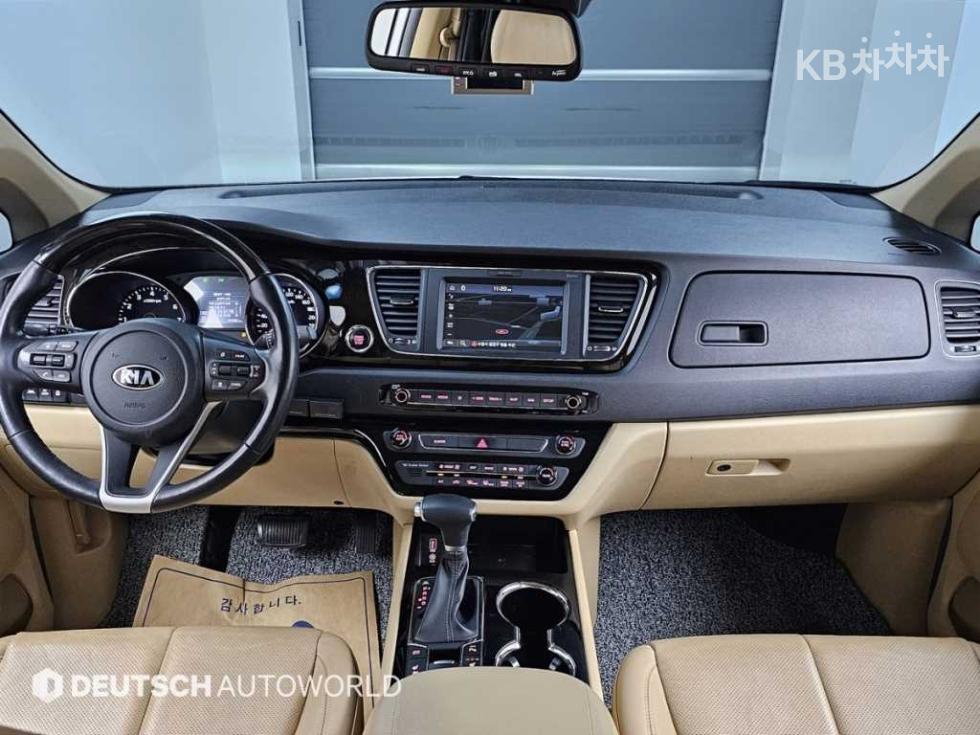 2019 - kia carnival