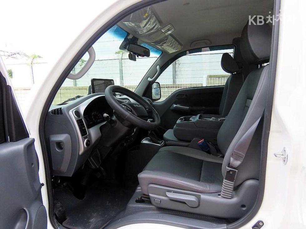 2024 - kia bongo iii