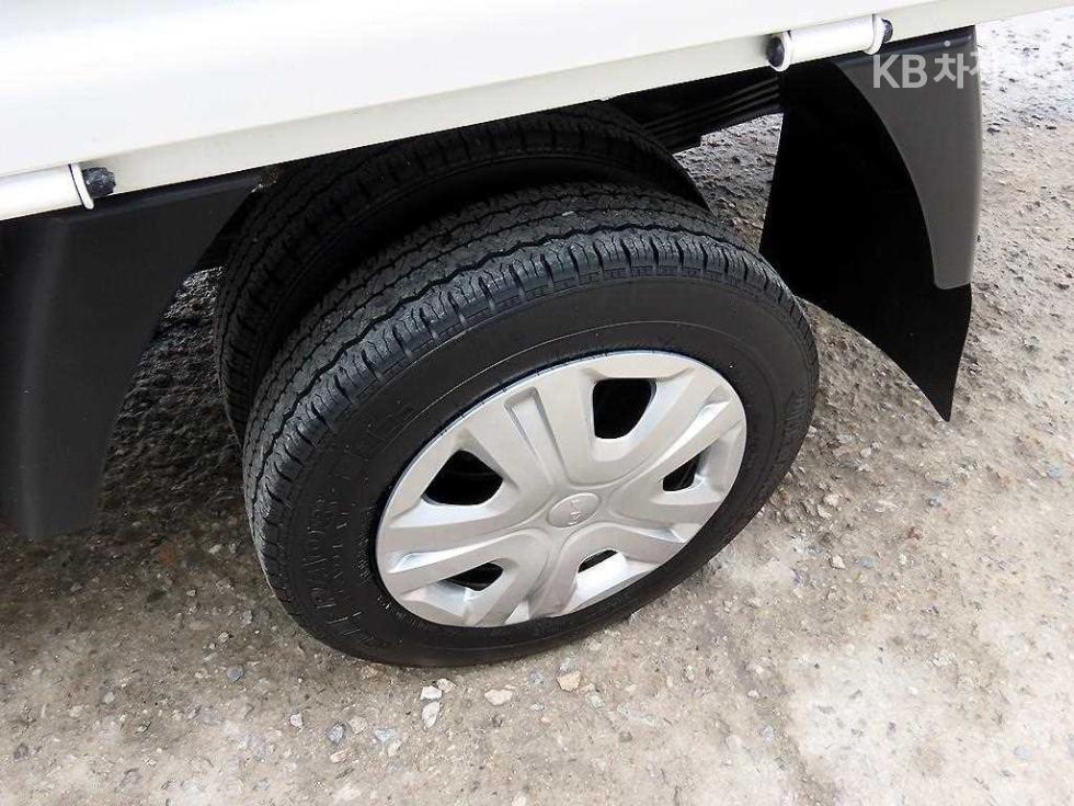 2024 - kia bongo iii