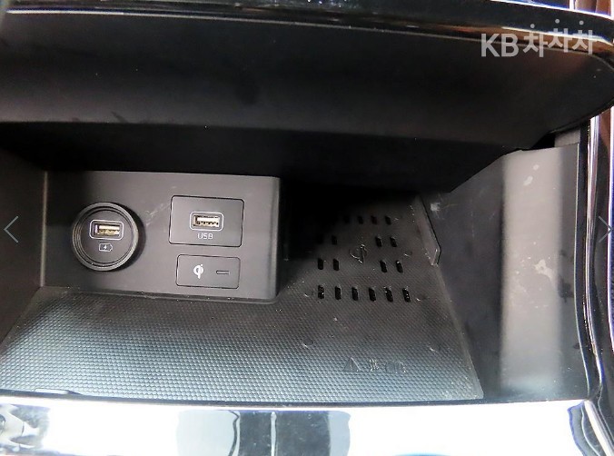 2022 - kia mohave