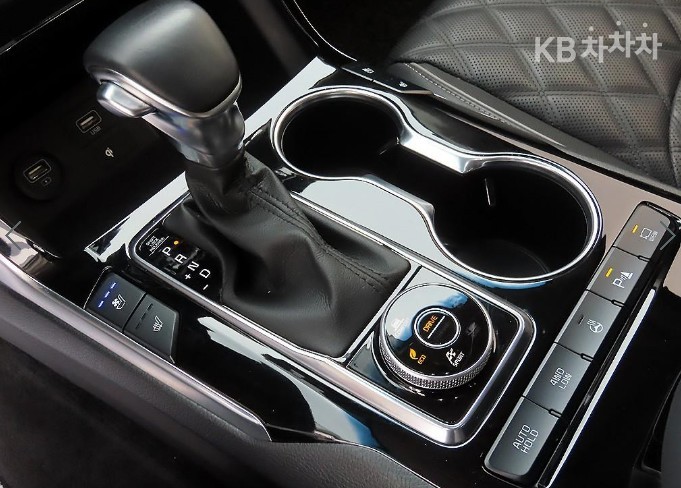 2022 - kia mohave