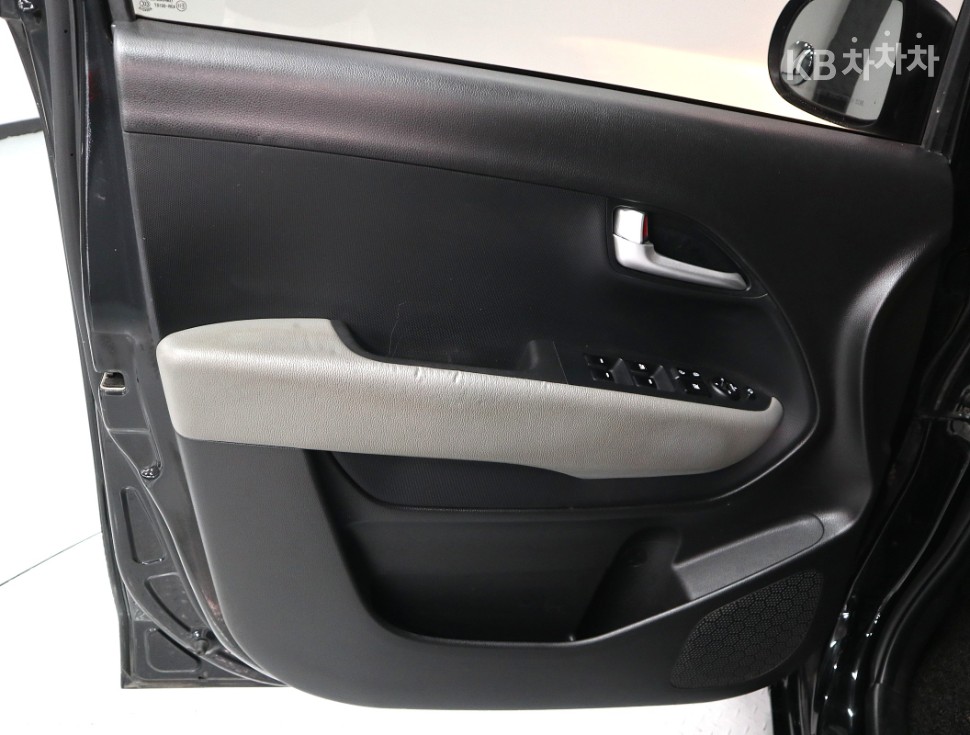 2019 - kia ray
