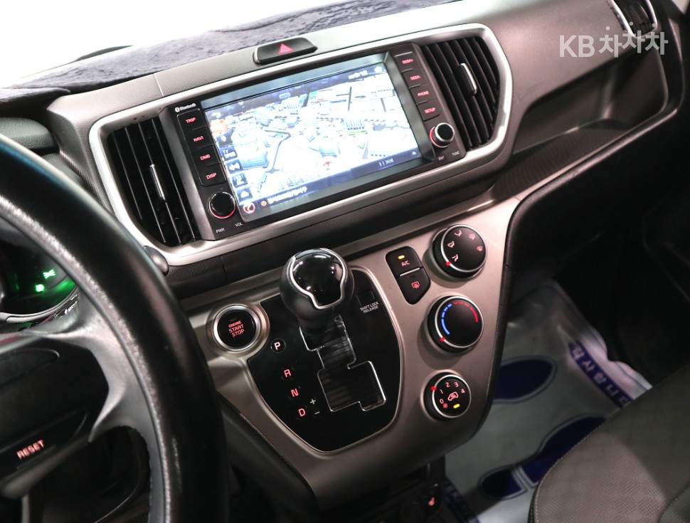 2019 - kia ray