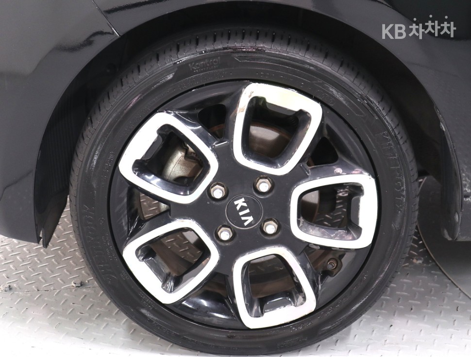 2019 - kia ray