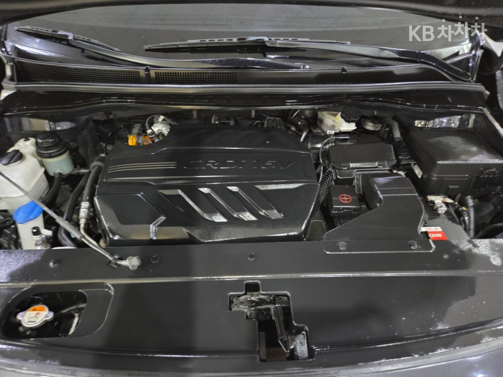 Kia Carnival — miniaturë 18