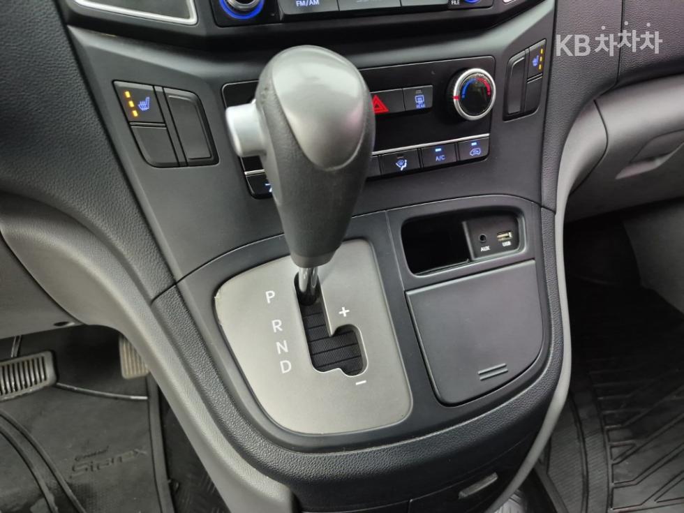 Hyundai Starex — miniaturë 8