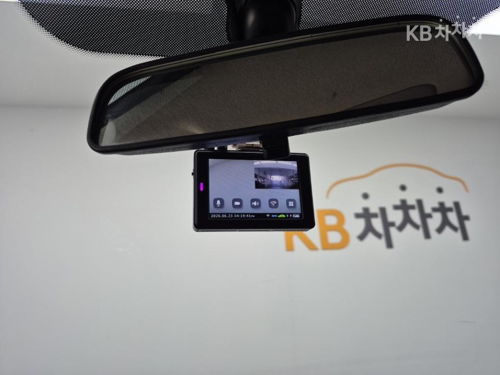 Hyundai Starex — miniaturë 18