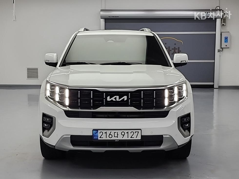 2023 Kia Used Car photo