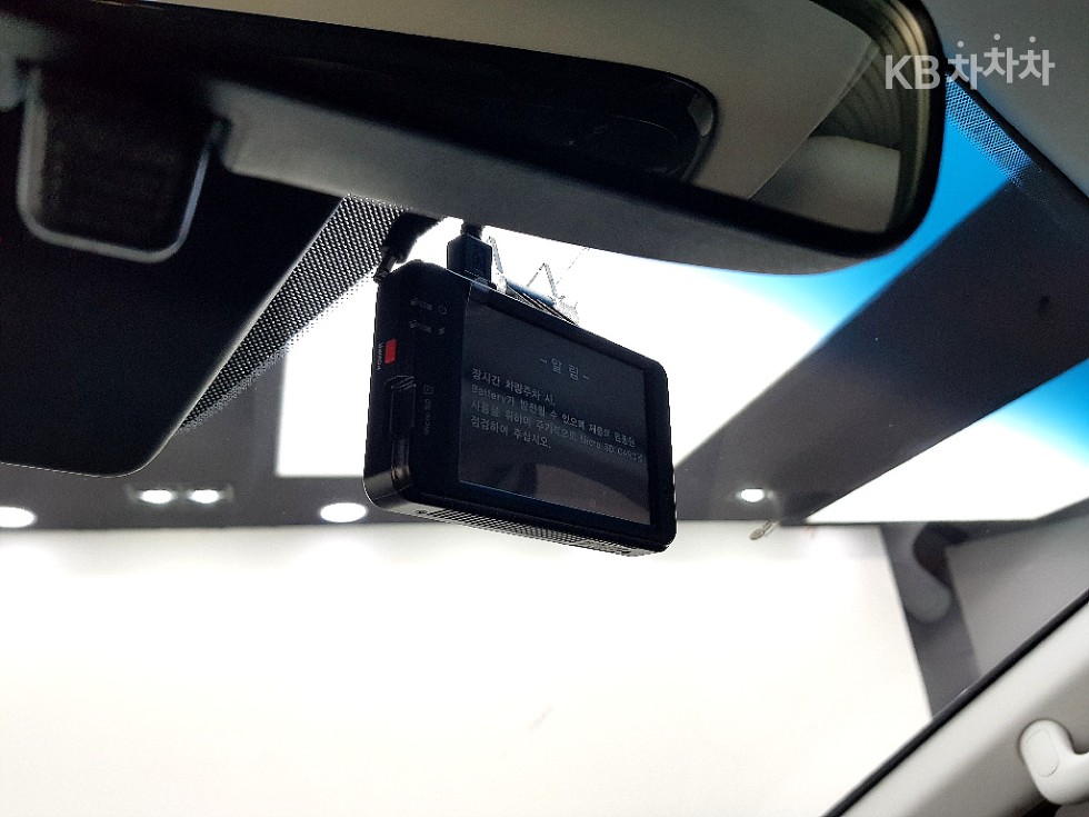 Hyundai Staria — miniaturë 14