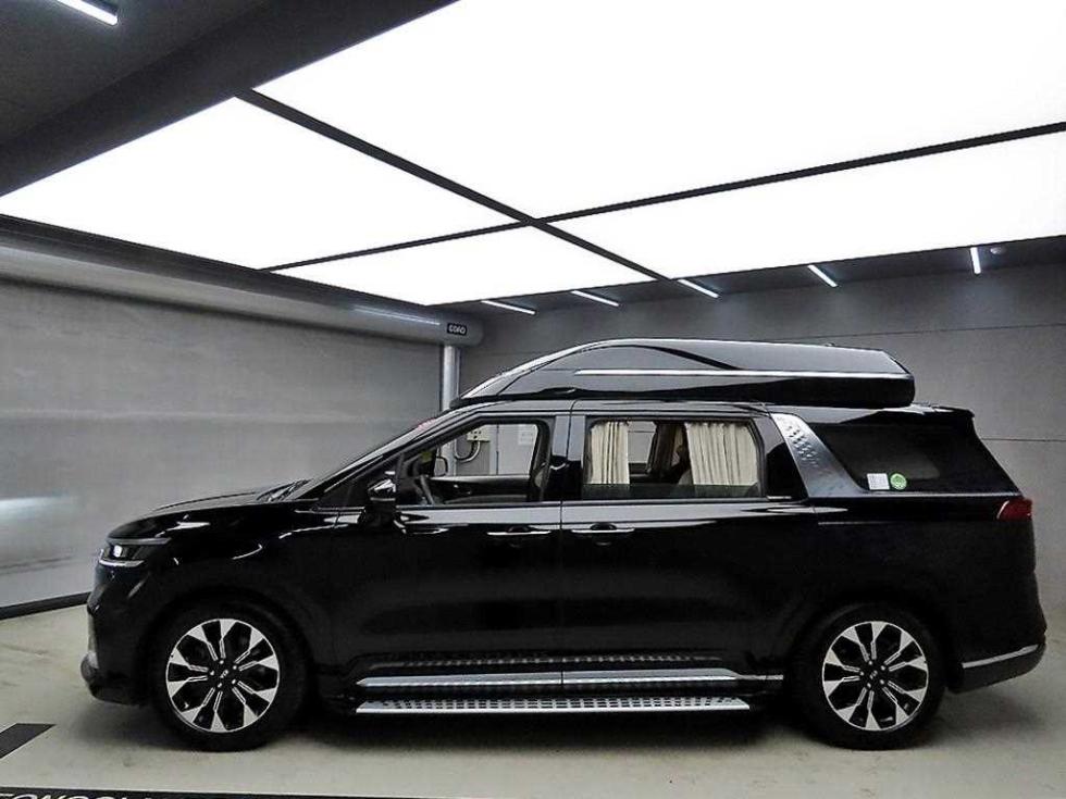 Kia Carnival — miniaturë 4