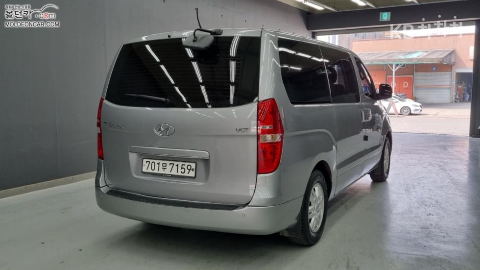 Hyundai Starex — miniaturë 2