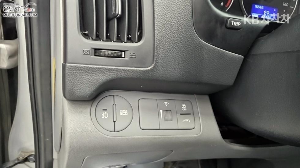 Hyundai Starex — miniaturë 14