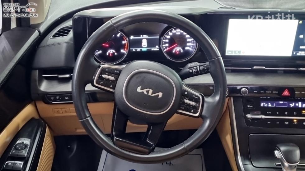 Kia Carnival — miniaturë 11