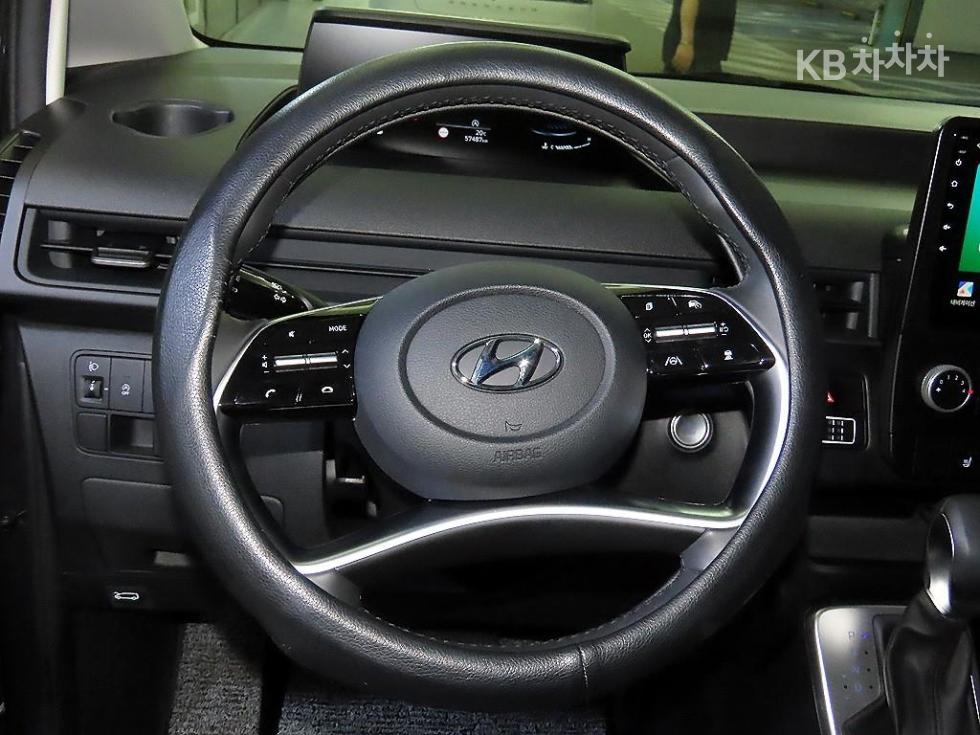 Hyundai Staria — miniaturë 8